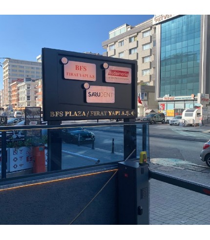 BFS Plaza Çift Taraflı Plaza Tabela
