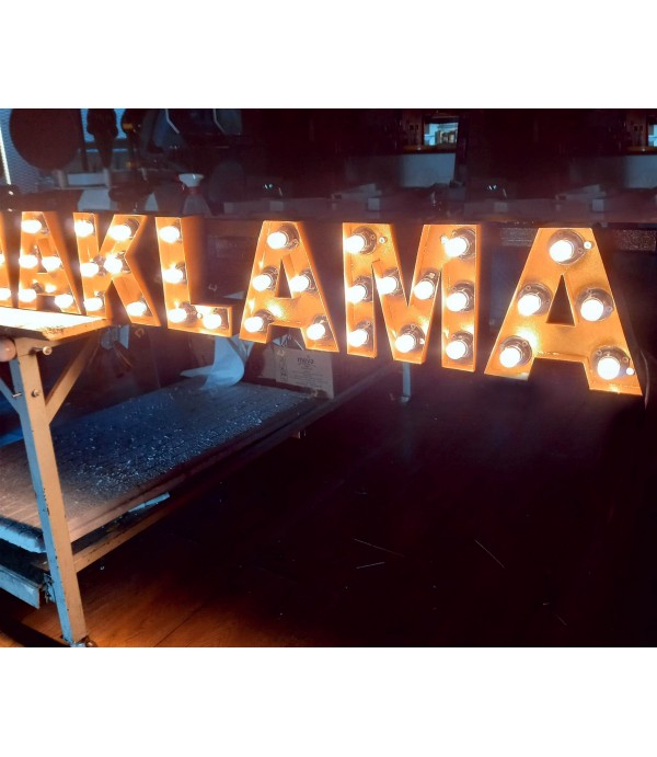 Tower Konaklama eskitme Ampul Tabela