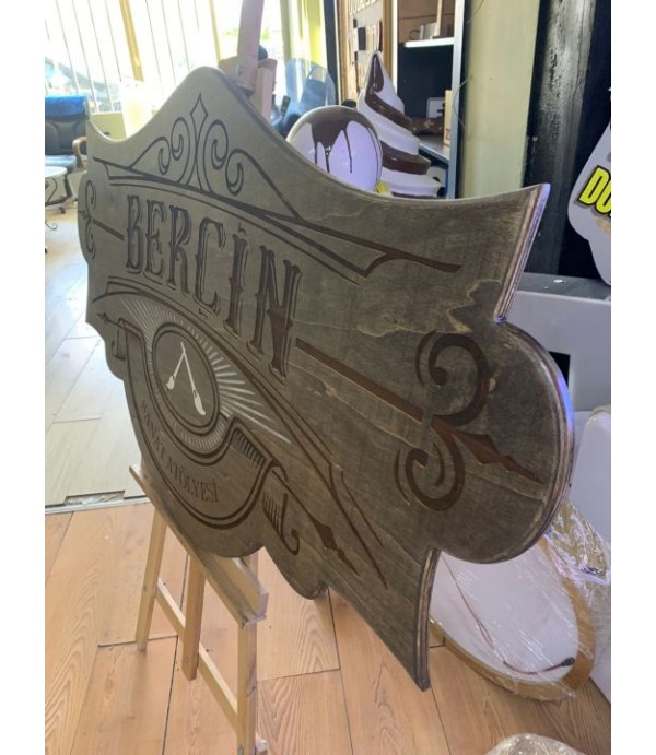 Berçin Sanat Atölyesi Ahşap Tabela