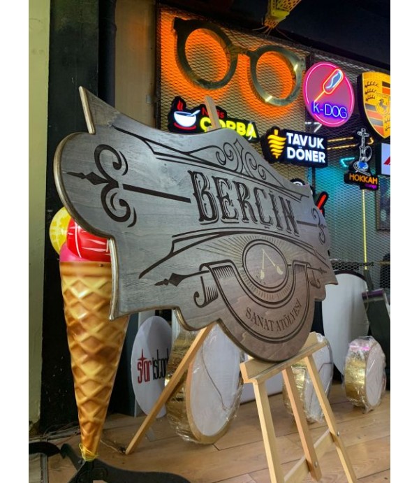 Berçin Sanat Atölyesi Ahşap Tabela