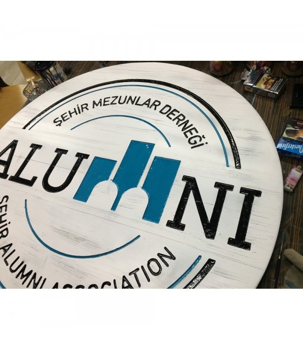 Alumnı Şehir Mezunlar Derneği Eskitme Ahşap Oyma