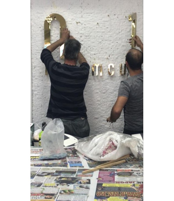 Naz Kuyumcu Erenköy Endirek Gold Krom Kutu Harf