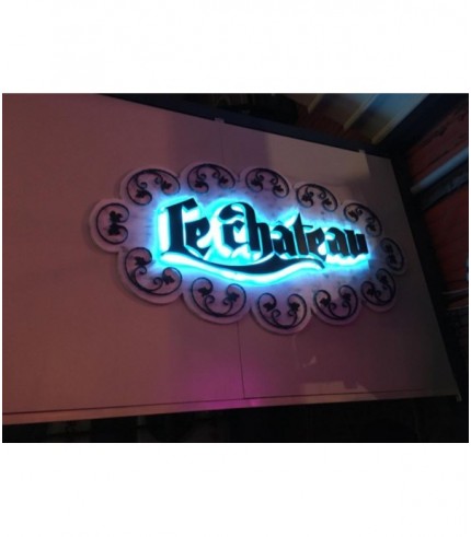 Lechateau Restaurant Yeniköy RGB Ahşap Zemin Tabela