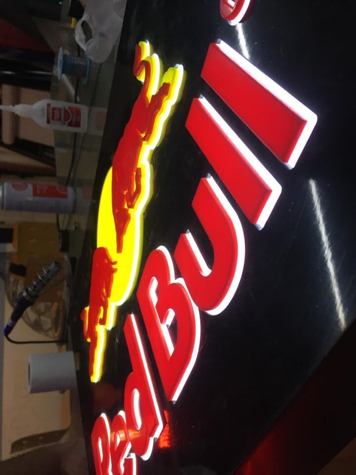 Red Bull kurumsal 3D LED tabela uygulaması