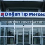 dogan_tip_merkezi_isikli_tabela