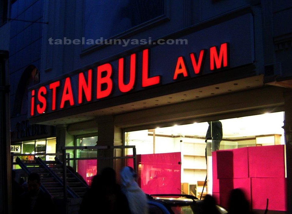 istanbul_avm_isikli_tabela_