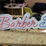 Barber Shop Almanya Ahsap Zemin uzeri Neon Hortum Led Tabela imalat