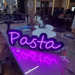 Pasta Almanya neon gorunurlu led tabela