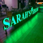 sarahs eiscafe almanya kutu harf tabela