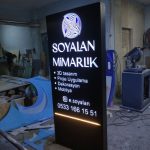 Soyalan mimarlık ışıklı kanopi totem tabela